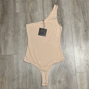 NWT One Shoulder Bodysuit - size S